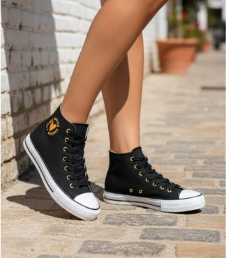 Bota Deportiva Corazón Bordado