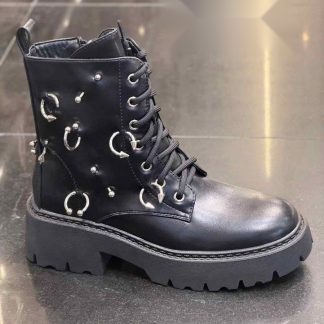 Botín militar con anillas en color Negro – Maison Atelier
